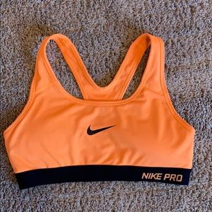 Like new orange Nike pro sports bra